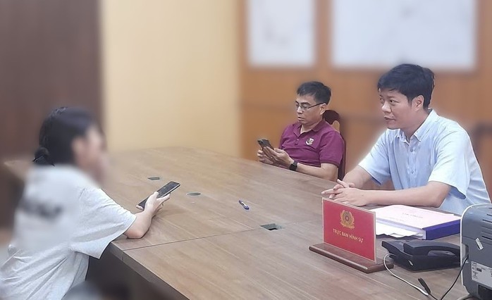 Giải cứu thiếu nữ 14 tuổi bị người lạ chở đi nhiều nơi xa- Ảnh 1.