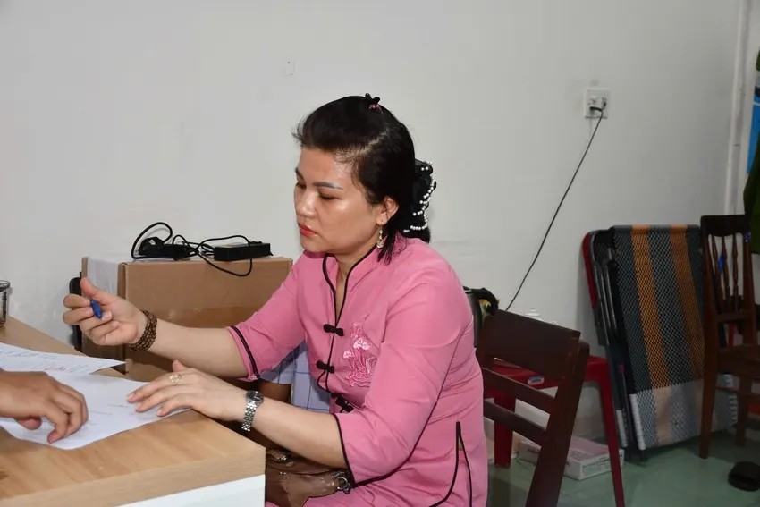 Quảng Ngãi: Bắt bảo mẫu ném bé trai 14 tháng tuổi xuống nền gạch gây chấn thương sọ não