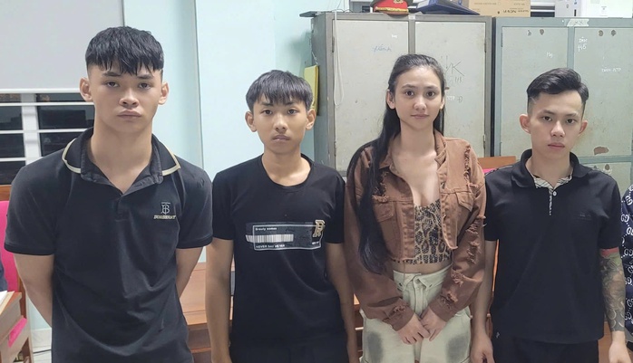 Nữ quái cầm đầu nhóm côn đồ chém người: Vụ án gây chấn động Đà Nẵng - Ảnh 1.