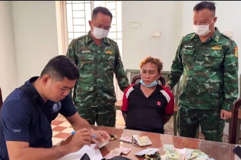 Thành bị lực lượng chức năng bắt giữ sau khi lái ô tô tông em gái tử vong ở Tây Ninh. Ảnh: 