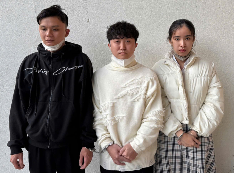 Triệt phá 2 ổ mại dâm núp bóng cơ sở massage tại khách sạn Mường Thanh và Samdi -1